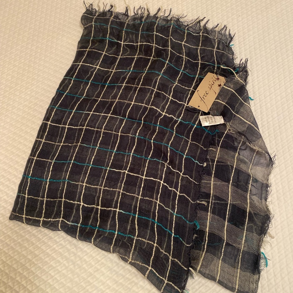 Wrap/Shawl/Scarf NWT (Grey/Blue/Teal/Cream)